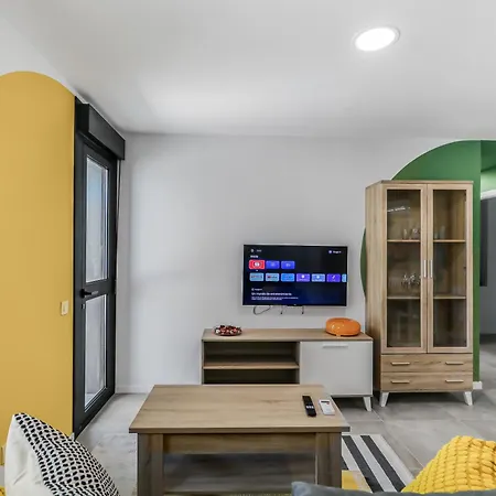 Penthouse Hub Apartamento Vecindario (Gran Canaria)